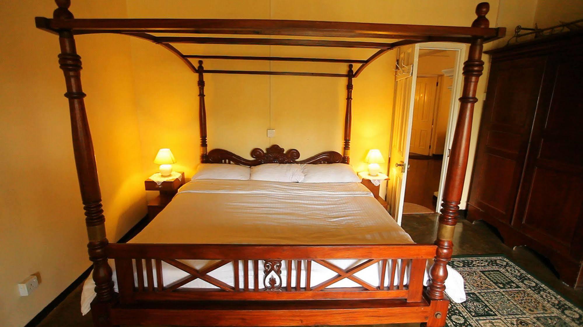 Senani Colonial Holiday Bungalow Nuwara Eliya Bagian luar foto