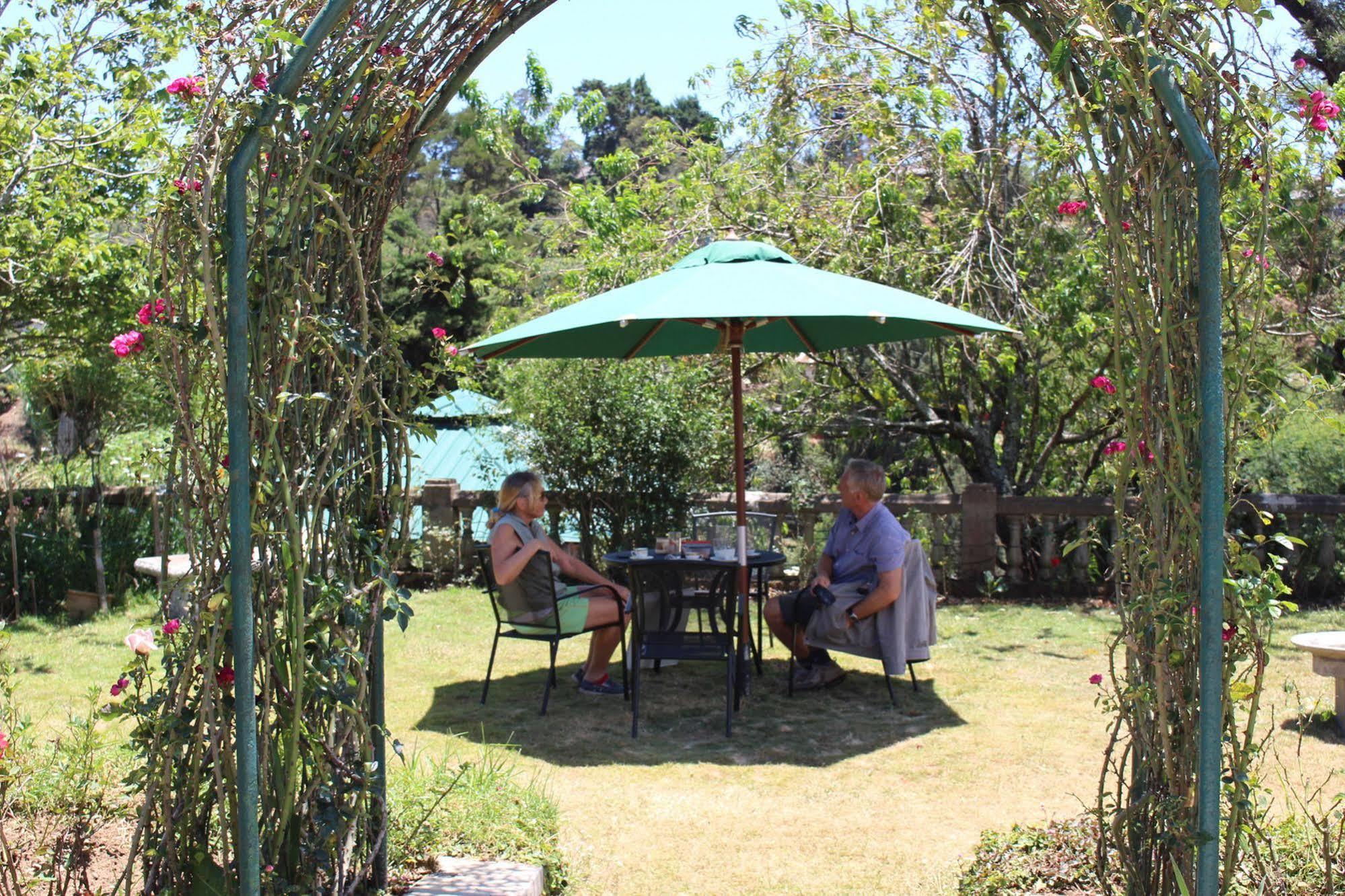 Senani Colonial Holiday Bungalow Nuwara Eliya Bagian luar foto