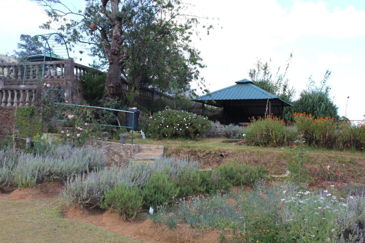 Senani Colonial Holiday Bungalow Nuwara Eliya Bagian luar foto